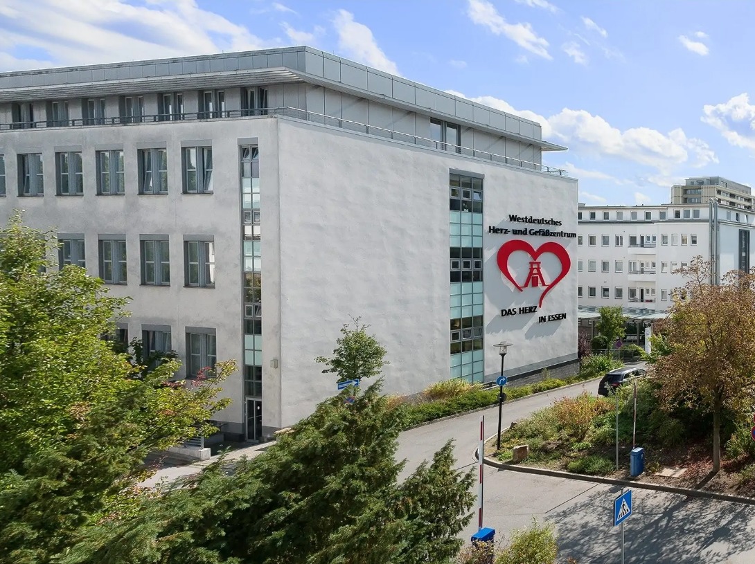 Університетська клініка Ессен (Essen)
