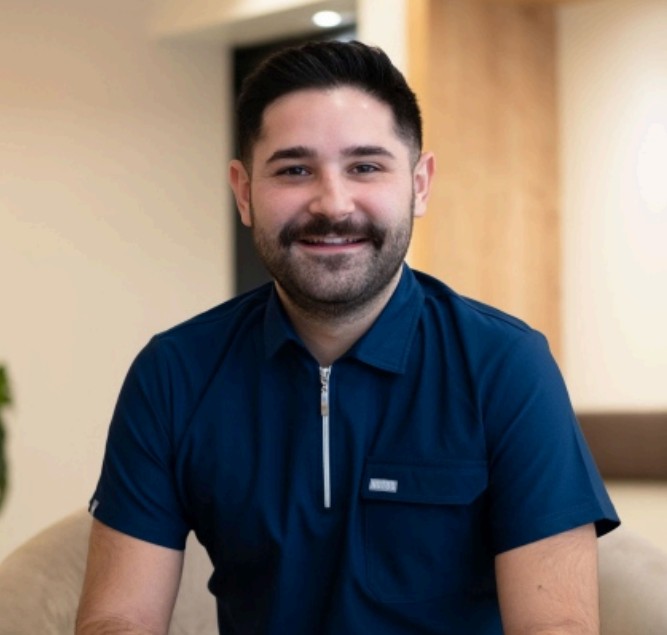 Доктор Биркан Дюрас (Birkan Duras)