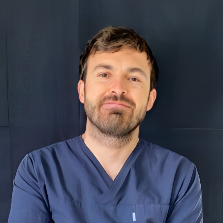 Эмрах Угурлу (Emrah Ugurlu)