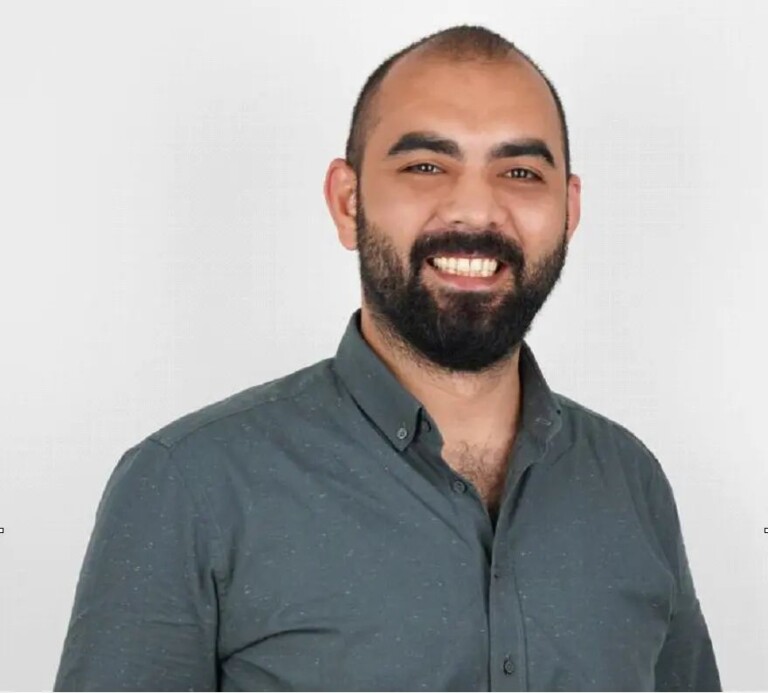 Сонер Тезджан (Soner Tezcan)