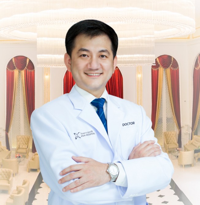 Доктор Танонгсак Паньявирунрой (Tanongsak Panyawirunroj)