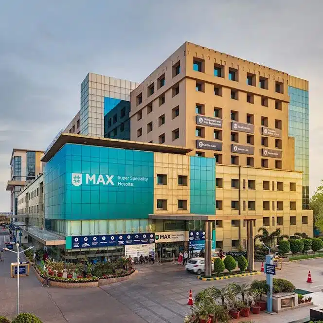Многопрофильный госпиталь Нанавати Макс (Nanavati Max Super Speciality Hospital)