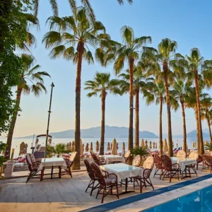 Cirugía estética facial y corporal en Antalya