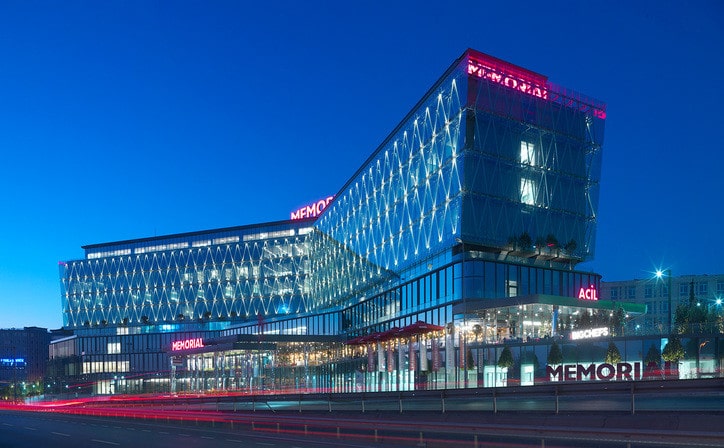 2. Клиника Мемориал Бахчелиэвлер (Memorial Bahçelievler)