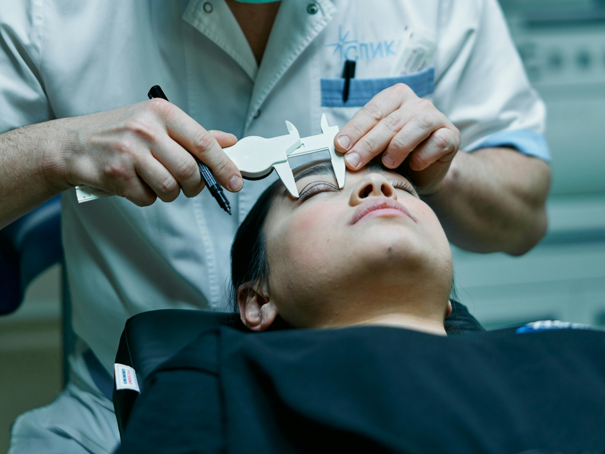 Выдающиеся косметические хирурги Индии для естественного преображения внешности