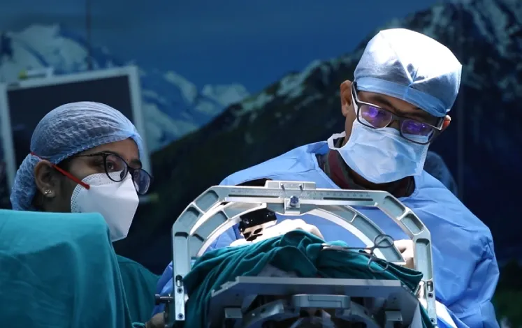 Как пройти процедуру глубокой стимуляции мозга (DBS) у Барана Йылмаза в Турции