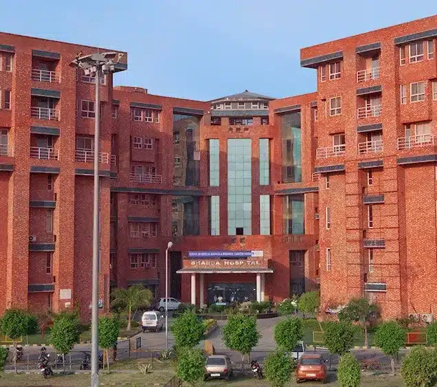 Шарда Хоспитал (Sharda Hospital)